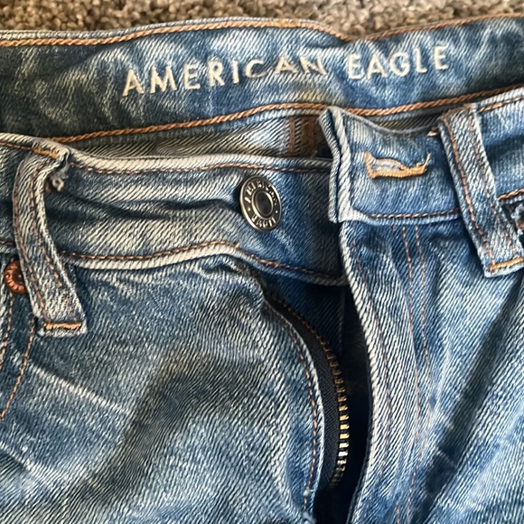 American Eagle Mom Jeans - Picture 2 of 3